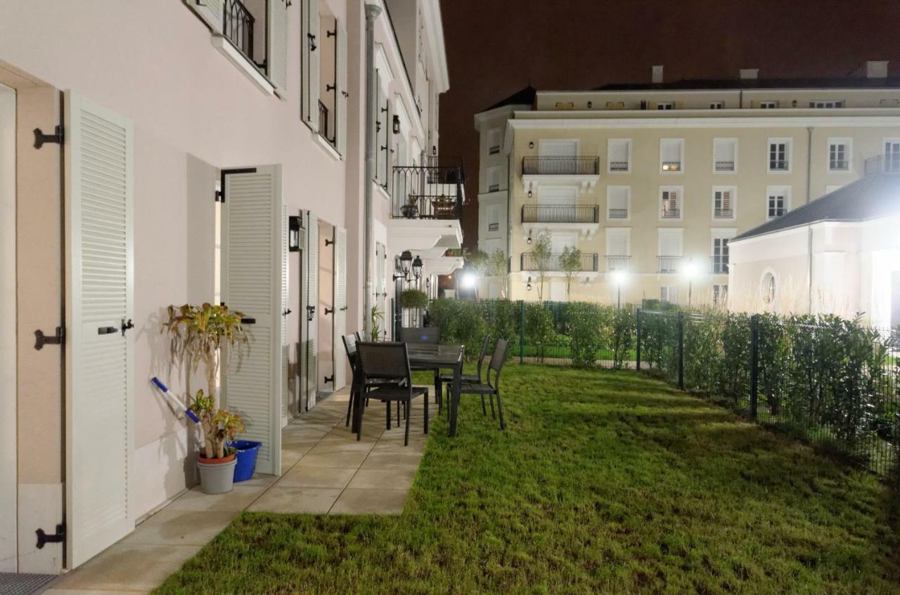 Red-Line Apartman Serris Kültér fotó