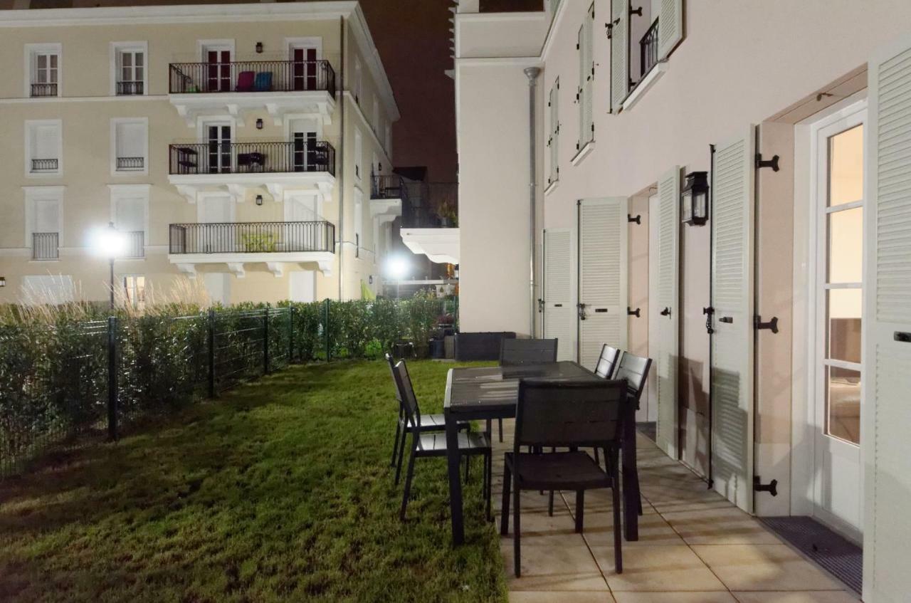 Red-Line Apartman Serris Kültér fotó